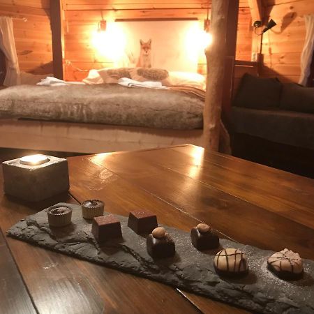 Vestvatn - Arctic Cabins Brekke  エクステリア 写真